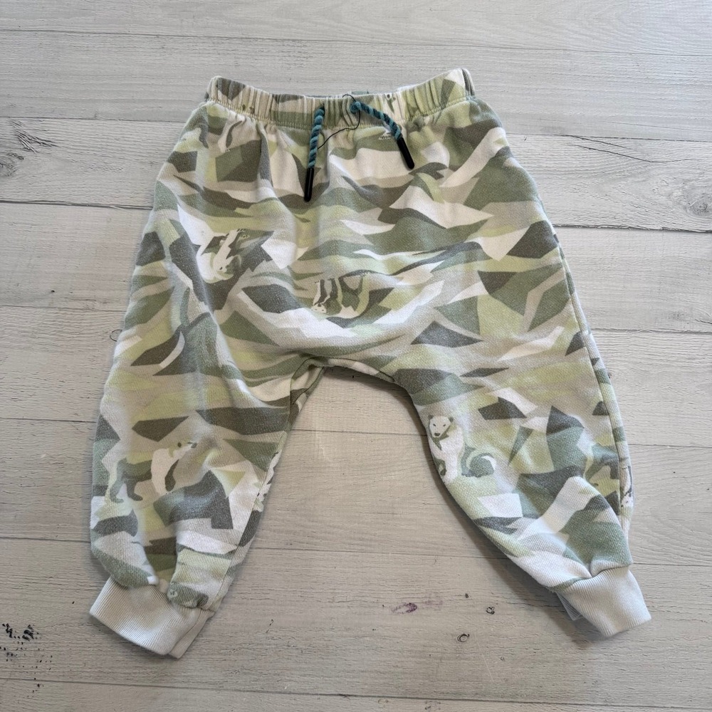Peek‎ organic baby green white bear joggers 18/24 months
